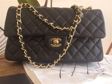 bolsa chanel original precio|chanel clearance outlet.